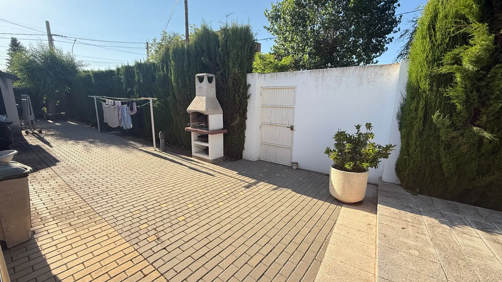 Außenansicht von Haus oder Chalet zum Verkauf in Albacete mit Klimaanlage, Heizung und Privatgarten