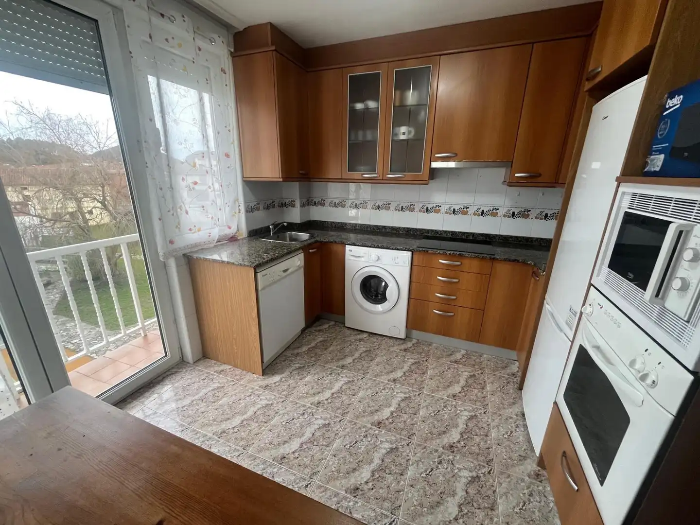 Küche von Wohnung zum Verkauf in Bárcena de Cicero mit Heizung, Terrasse und Möbliert