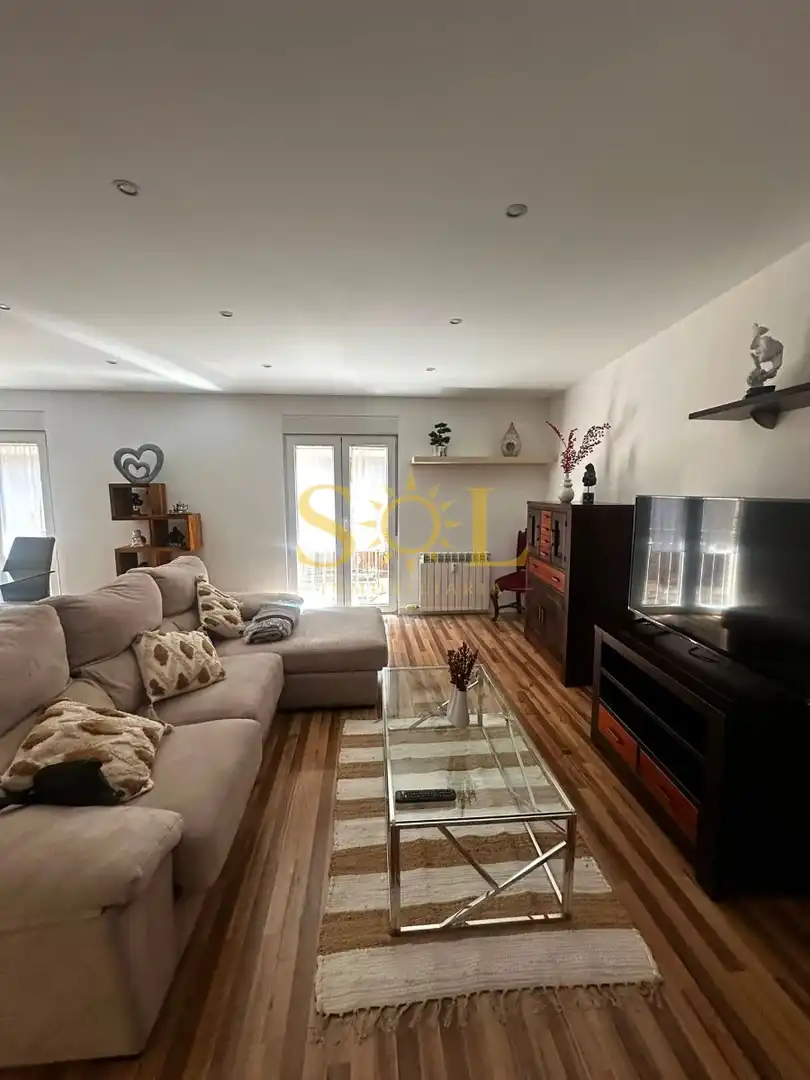Living room of Flat for sale in León Capital   with Heating, Furnished and Oven