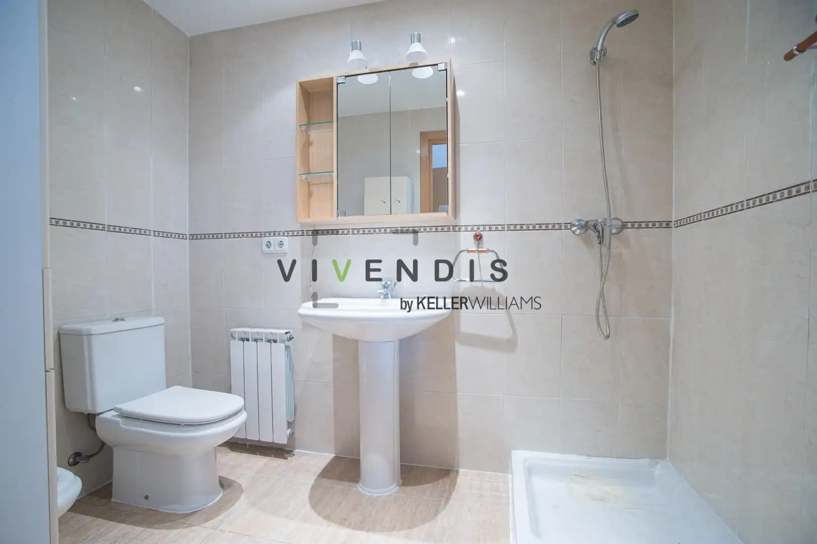 Bathroom of Flat for sale in Sant Andreu de la Barca