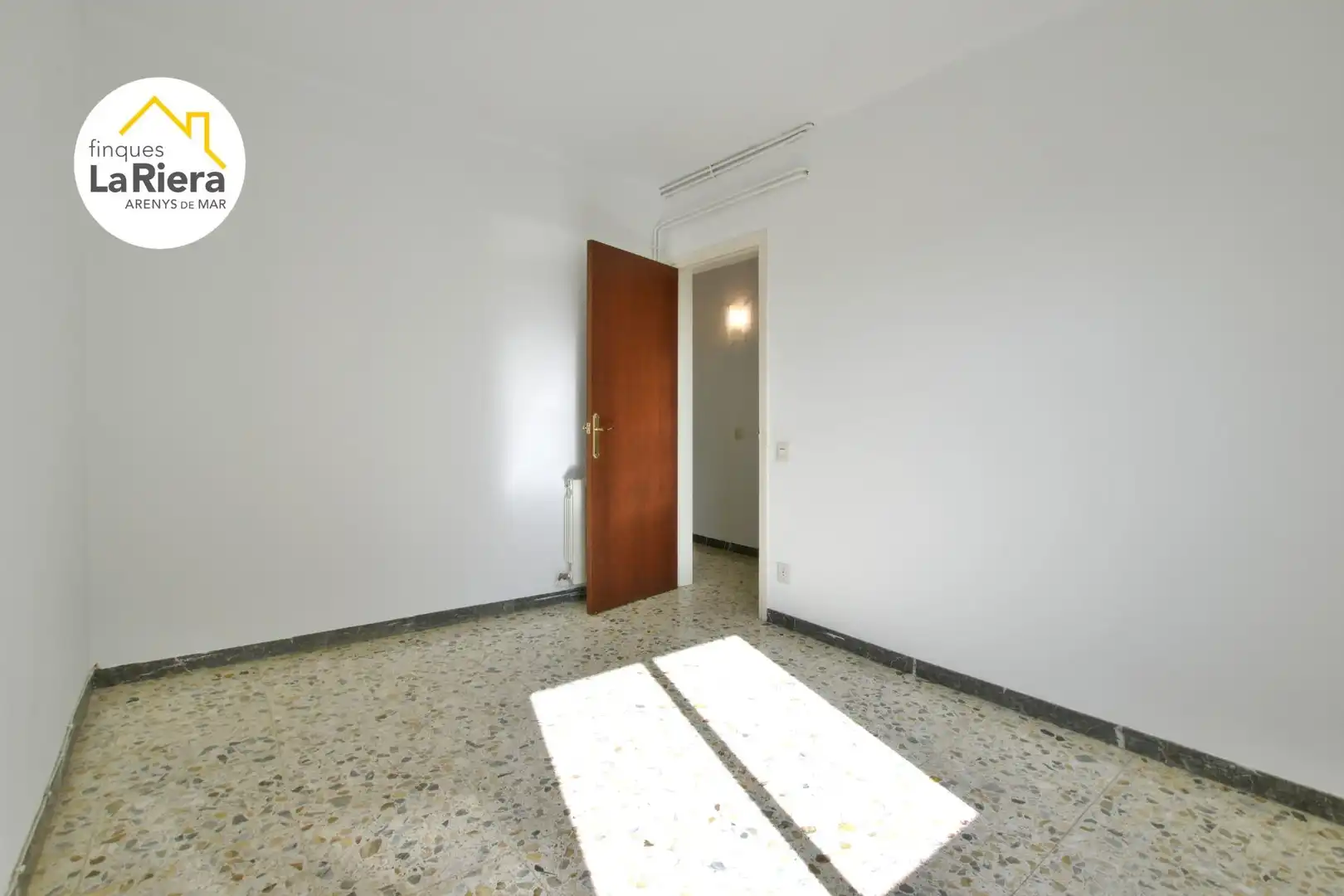 Wohnung zum Verkauf in Arenys de Mar mit Klimaanlage, Heizung und Terrasse