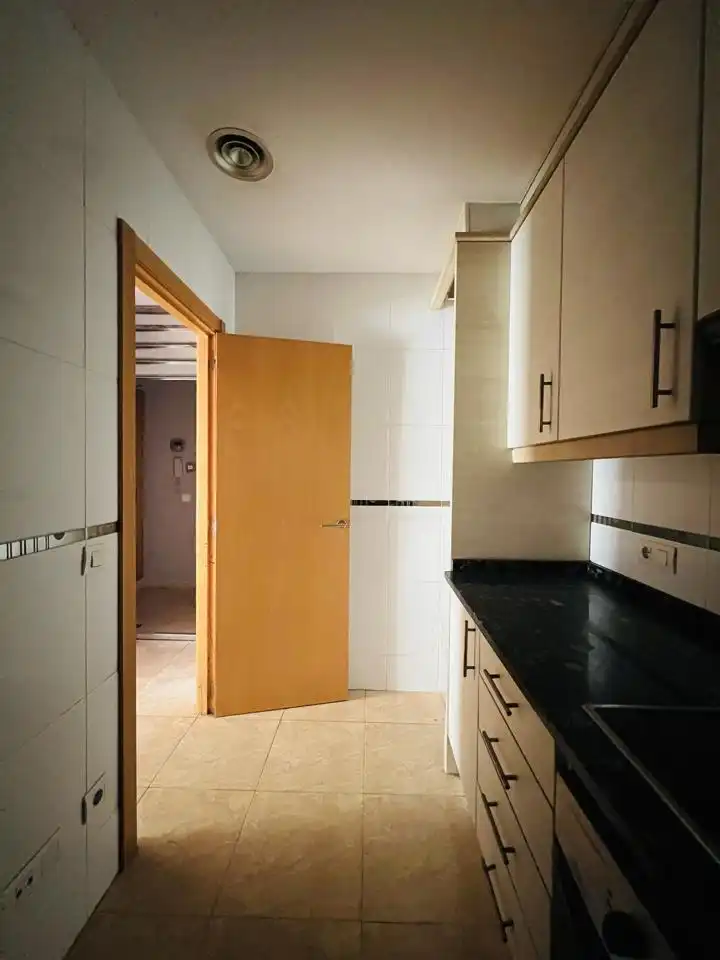 Cuina de Planta baixa en venda en El Vendrell amb Calefacció