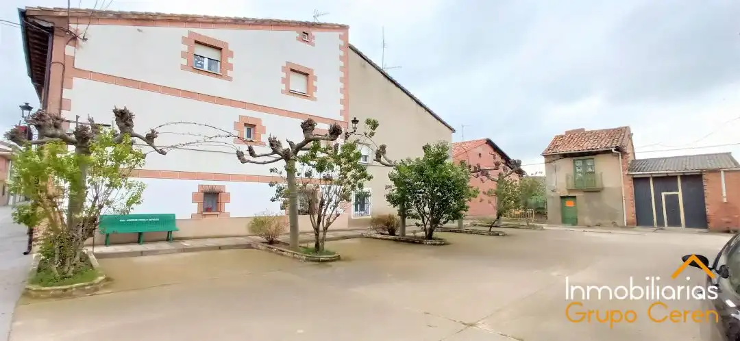 Houses for sale in Redecilla del Camino