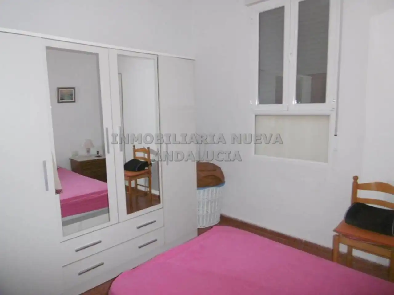Habitación de Piso en venta en Almería con Aire acondicionado