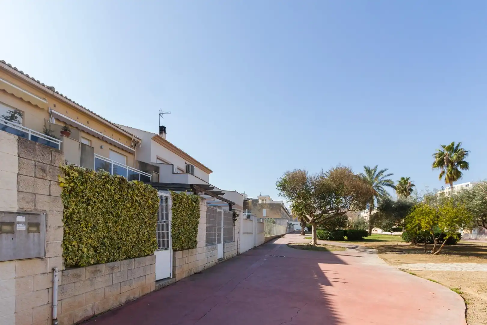 Adossat amb terrassa en venda a Calle ERNEST LLUCH, imagen 54