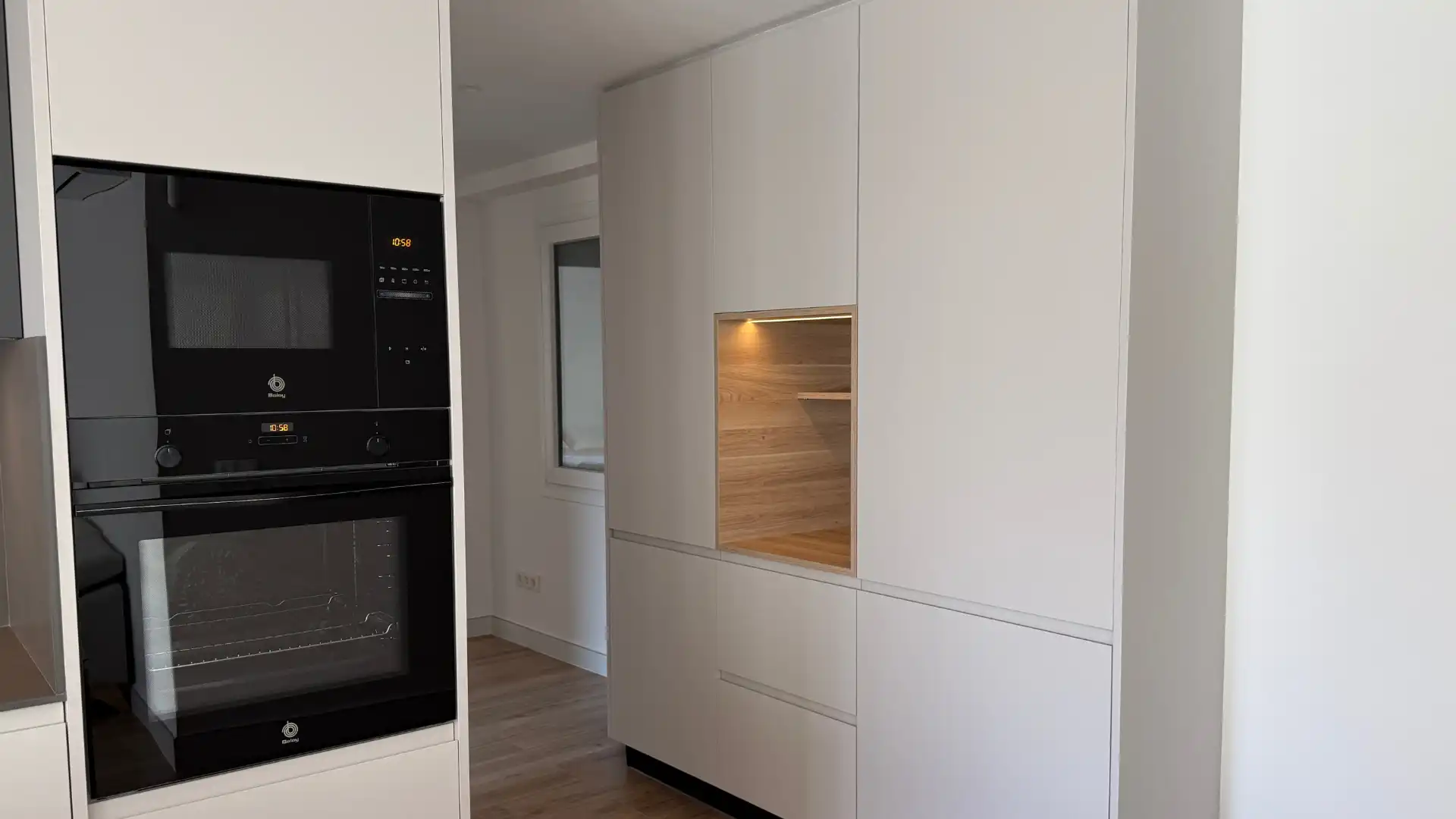 Küche von Wohnung zum Verkauf in Reus mit Klimaanlage und Heizung