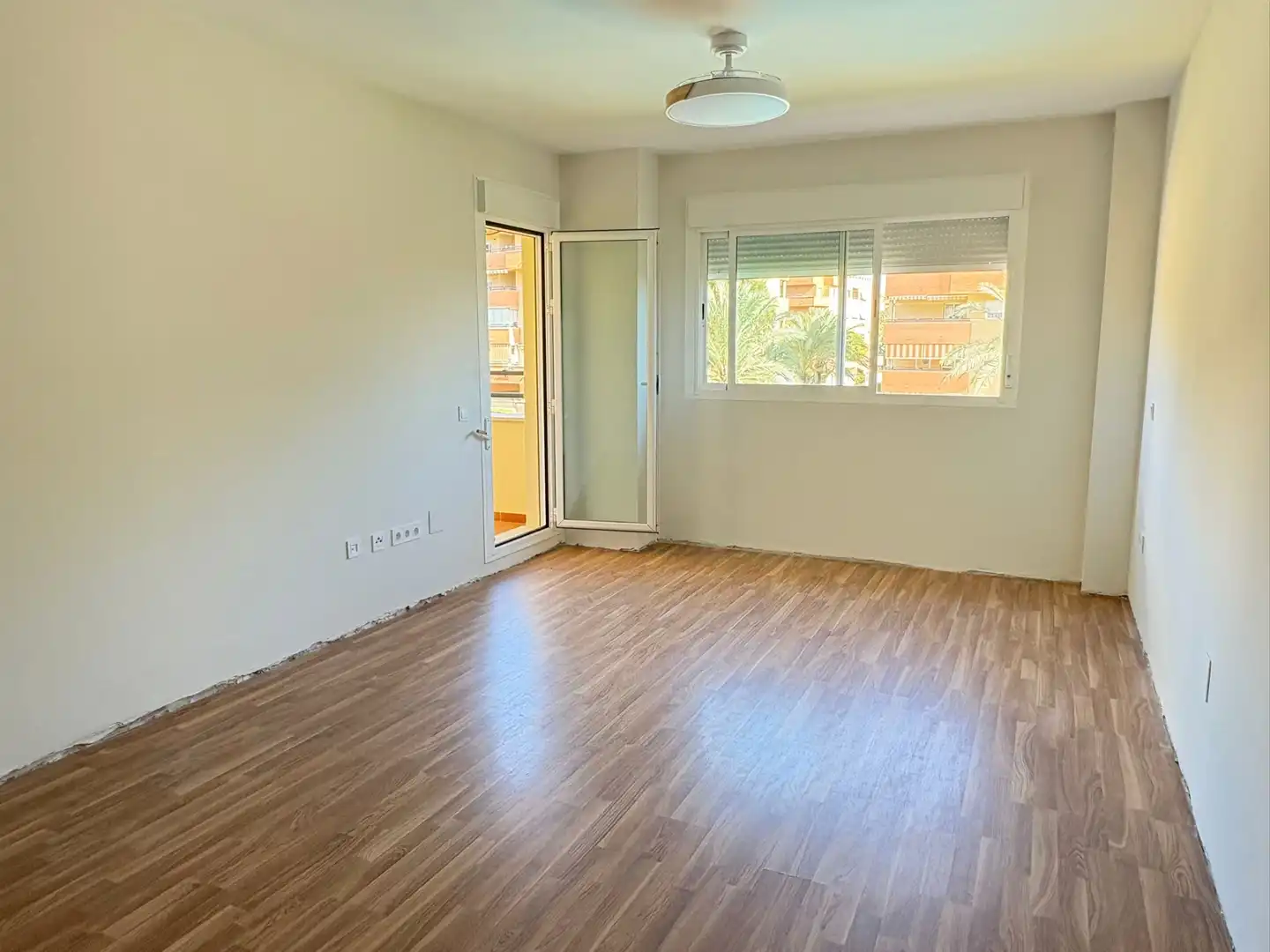 Flat for sale in Calle Andres Segovia, El Pinillo
