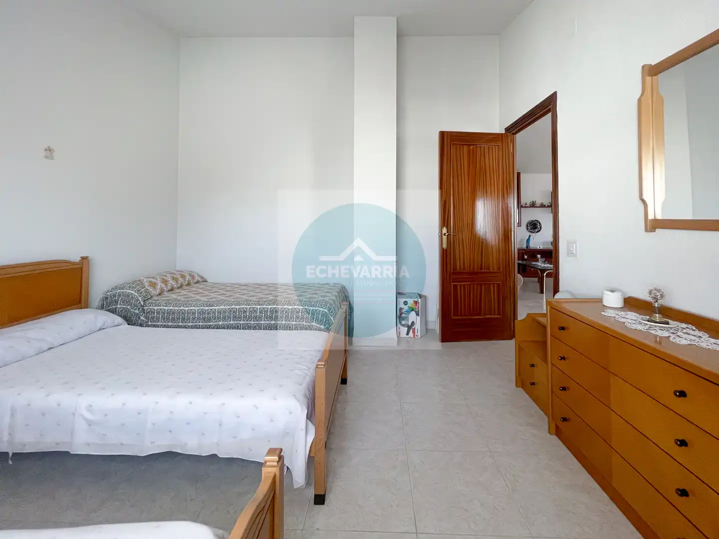 Dormitori de Casa o xalet en venda en Orusco de Tajuña amb Calefacció i Moblat