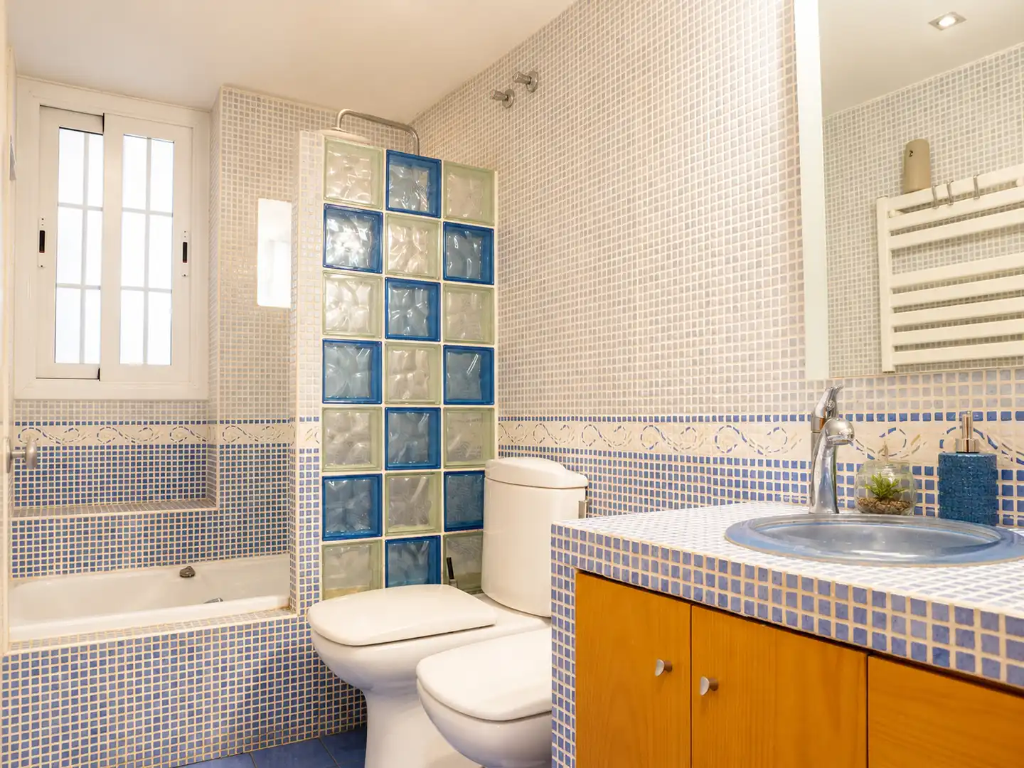 Baño de Piso en venta en Sabadell con Aire acondicionado, Calefacción y Terraza