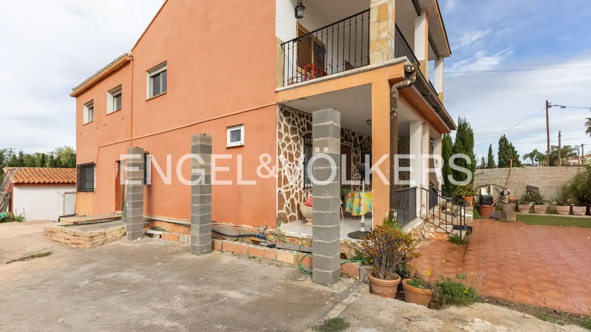 Vista exterior de Casa o chalet en venta en L'Eliana con Aire acondicionado, Calefacción y Terraza