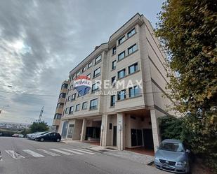 Vista exterior de Apartament en venda en Vigo  amb Calefacció i Traster