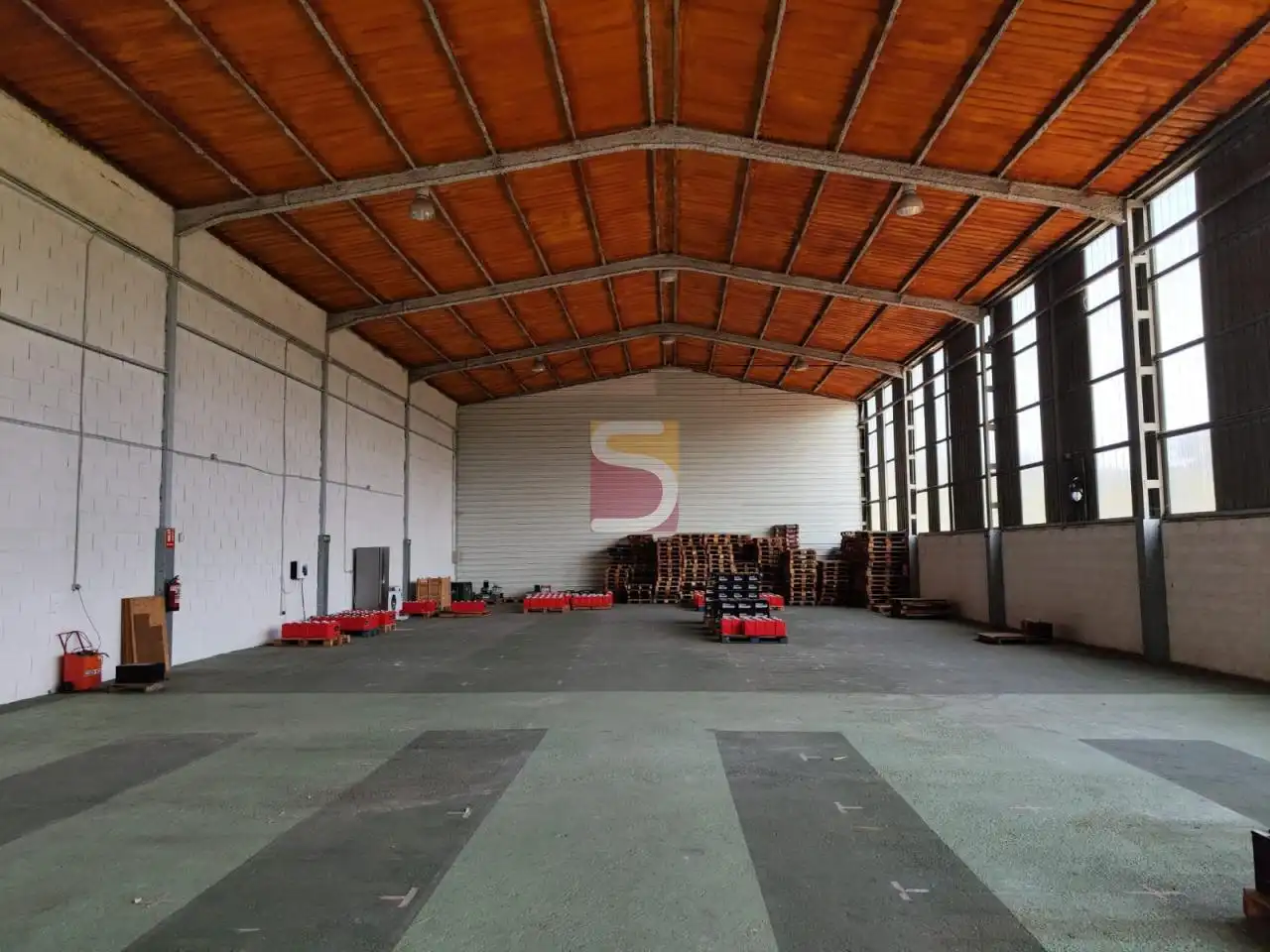 Nave industrial de alquiler en O Porriño  