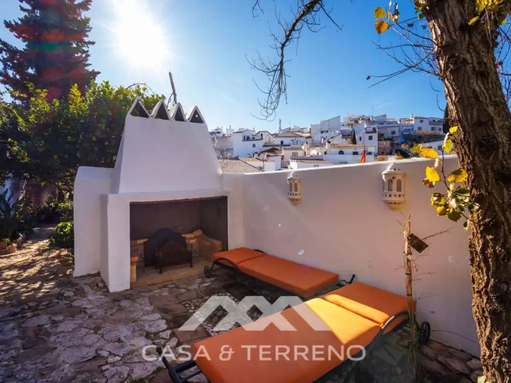 Vista exterior de Casa o chalet en venta en Comares con Aire acondicionado, Jardín privado y Terraza