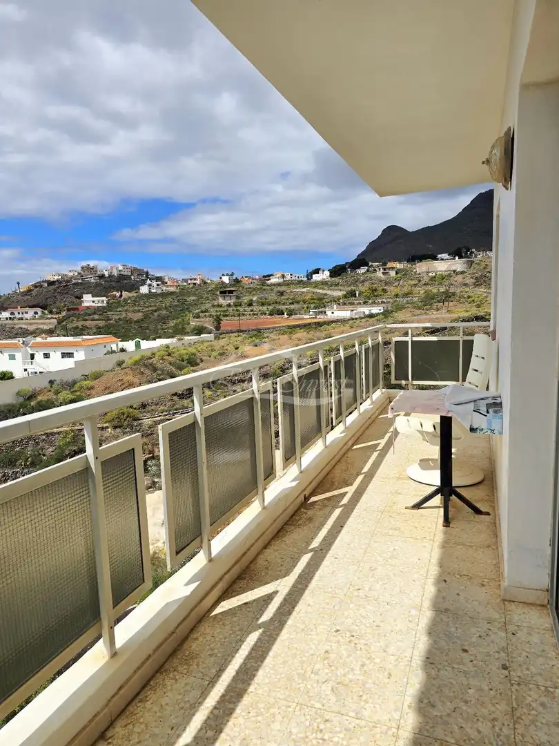Vista exterior de Casa o xalet en venda en Arona amb Terrassa