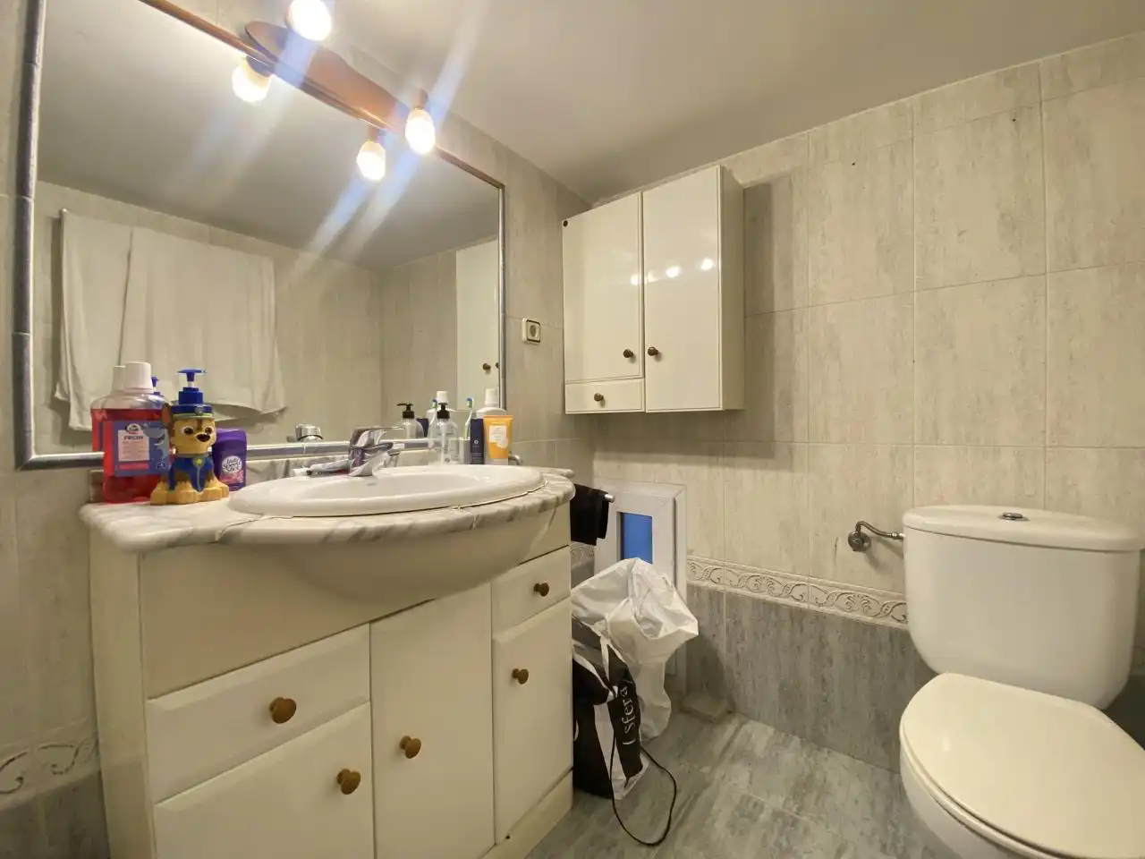 Bathroom of Ground floor for rent in Madrid