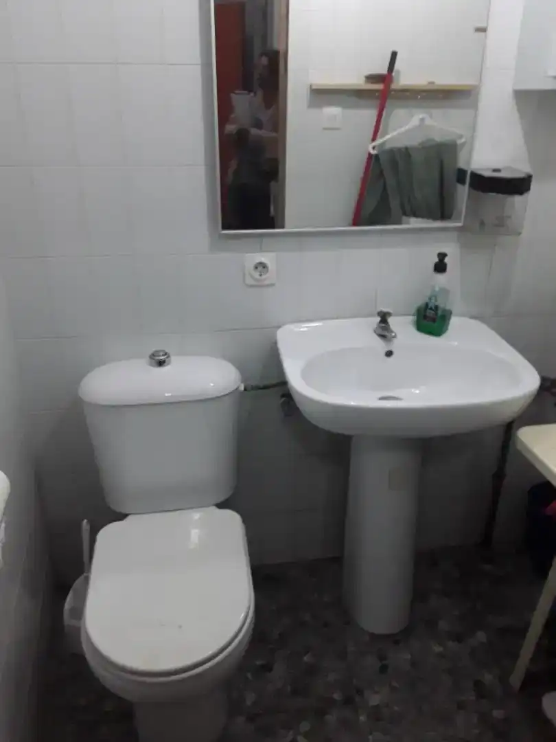Bathroom of Commercial properties for sale in Utrera Ciudad 