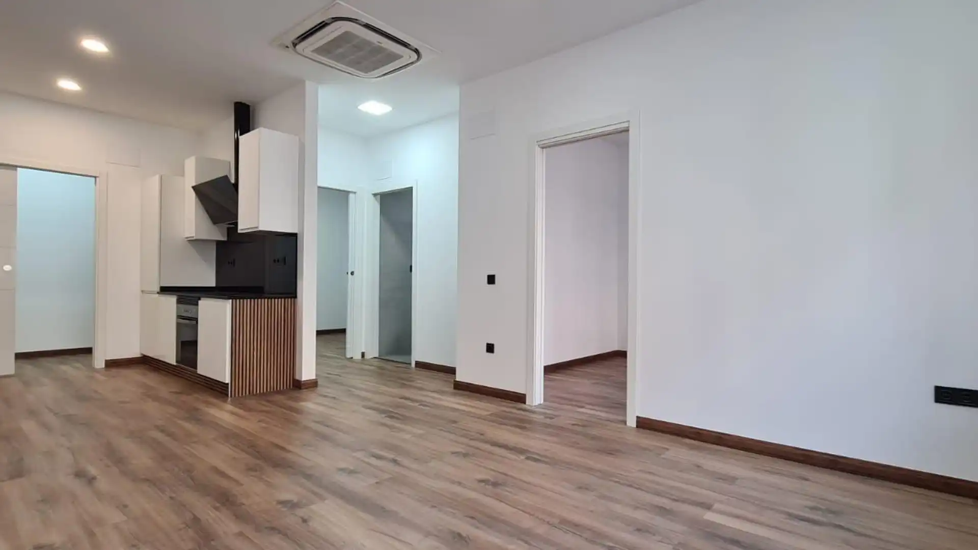 Planta baixa de lloguer a Les Roquetes