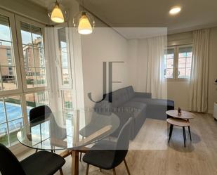 Living room of Flat for sale in  Madrid Capital