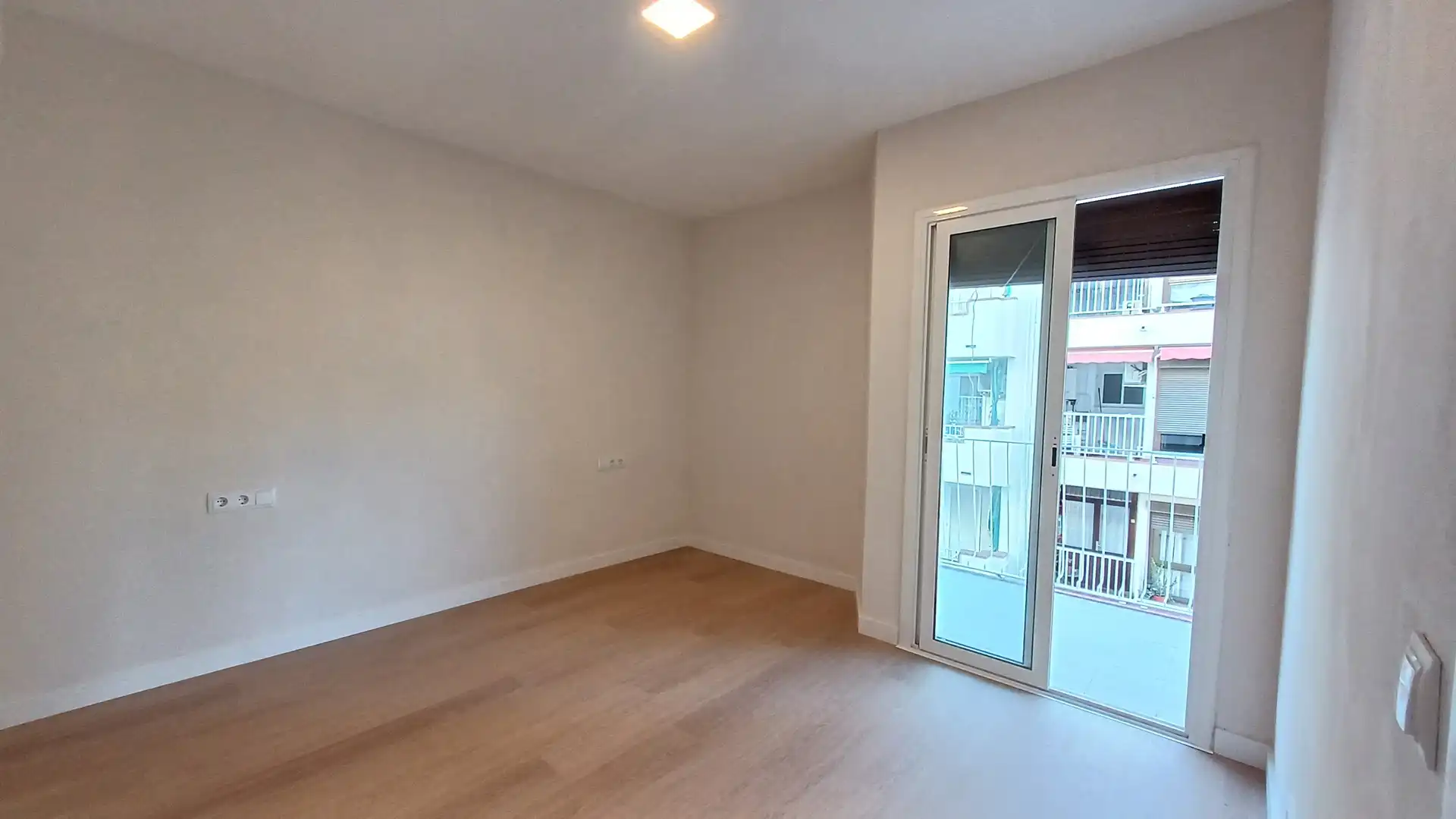 Buildings for sale in Barri del Mar