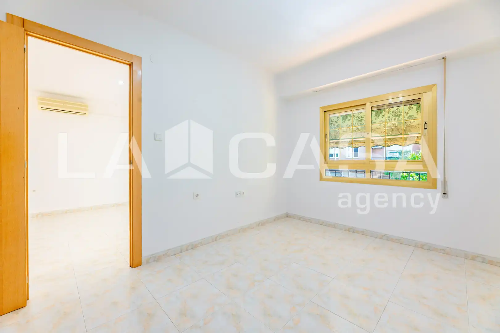 Habitación de Piso en venta en Valencia con Balcón