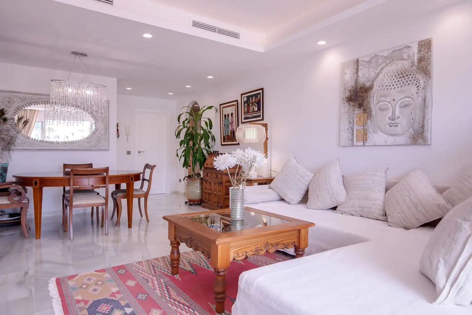 Wohnzimmer von Maisonette zum Verkauf in Marbella mit Klimaanlage, Terrasse und Abstellraum