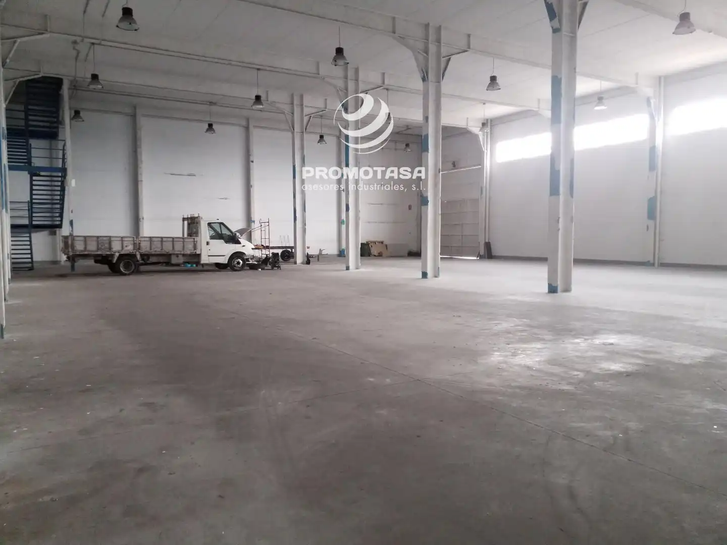 Nave industrial in vendita a Oficio, imagen 4