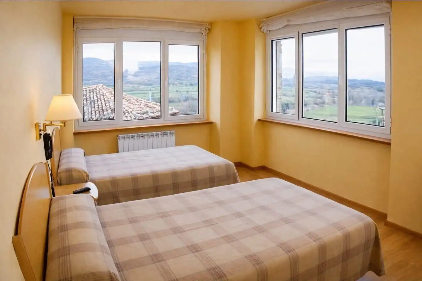 Bedroom of Buildings for sale in Ayerbe