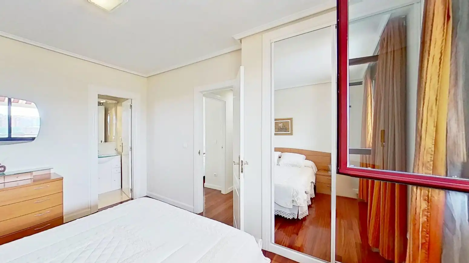 Habitación de Ático en venta en Santander con Calefacción, Jardín privado y Parquet