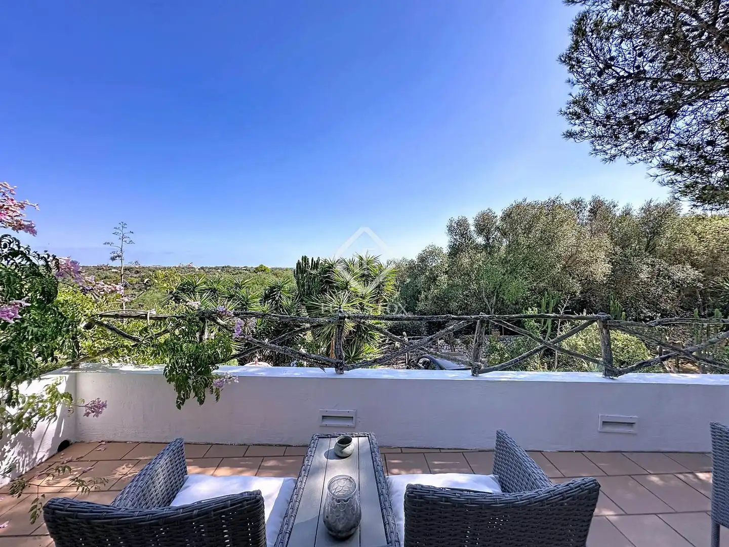 Terrassa de Finca rústica en venda en Sant Lluís amb Aire condicionat, Calefacció i Jardí privat