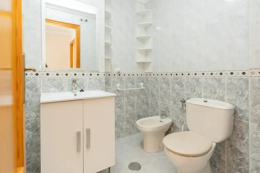 Baño de Piso en venta en Torremolinos