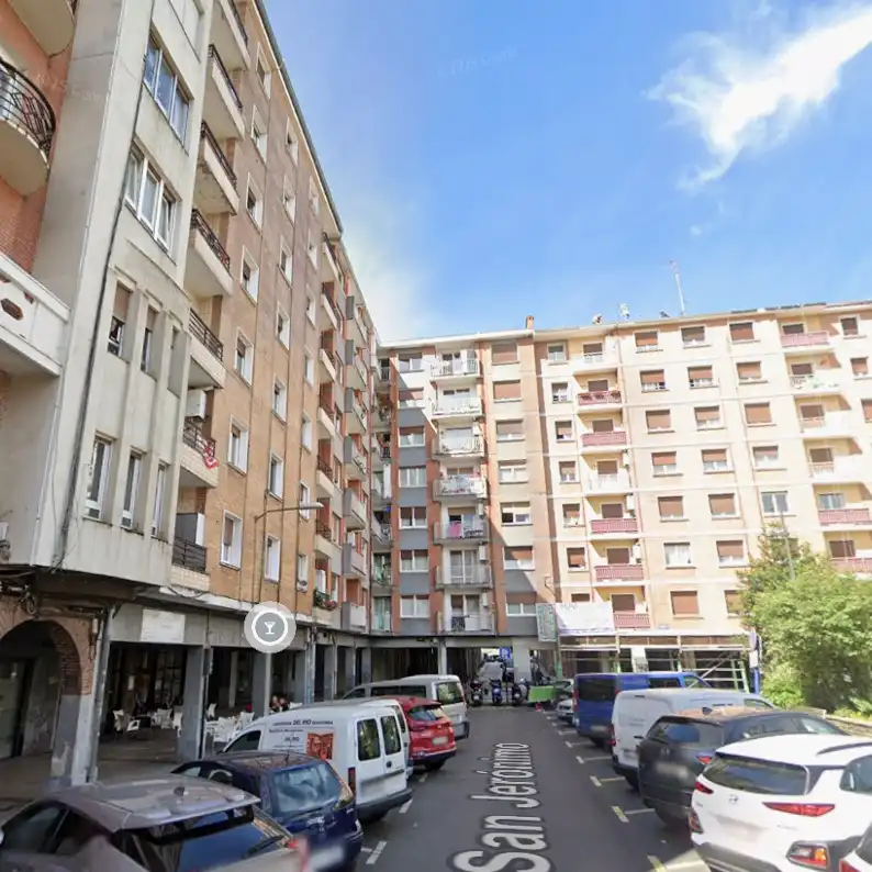 Vista exterior de Piso en venta en Erandio