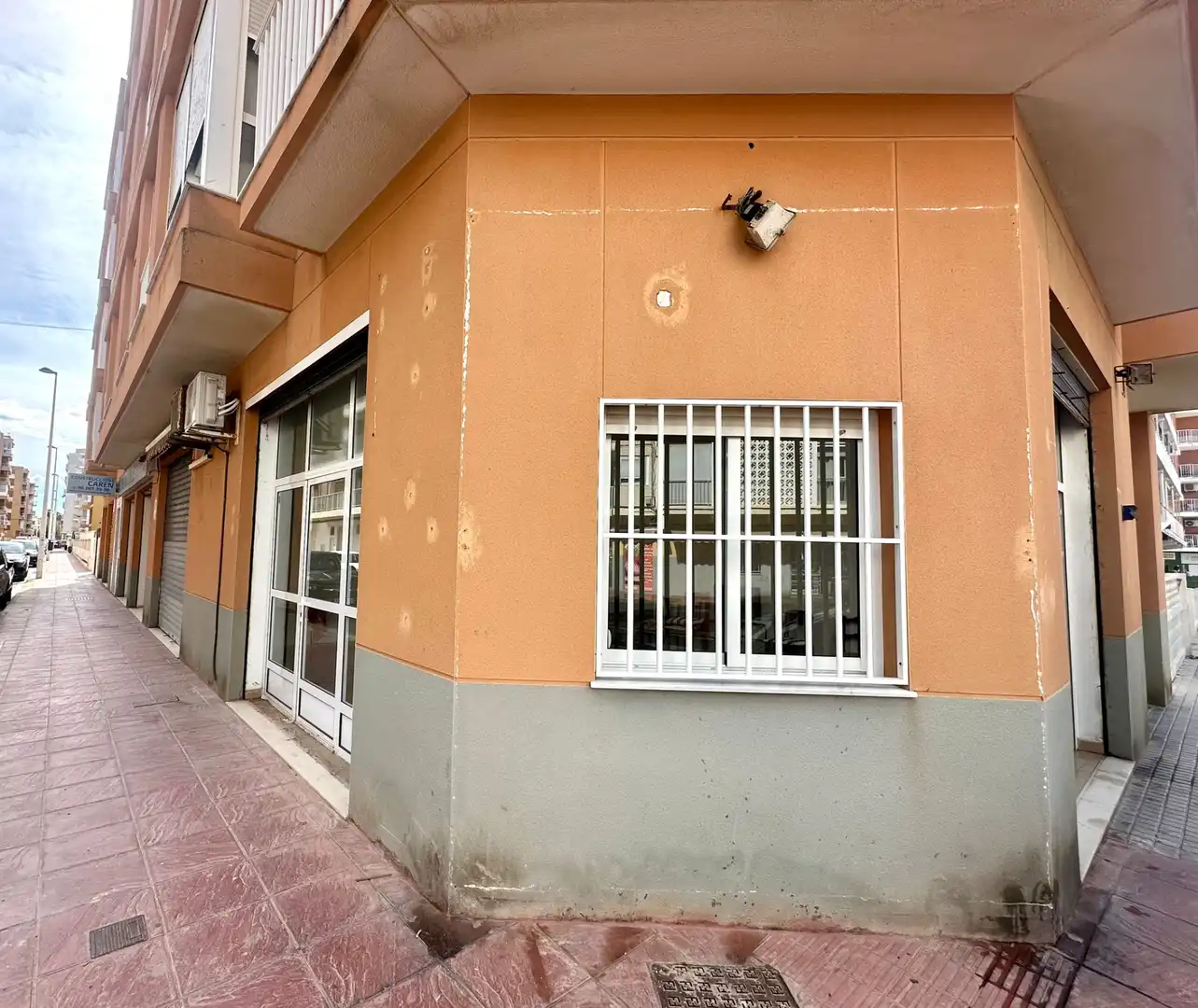 Vista exterior de Local de alquiler en Sueca con Aire acondicionado
