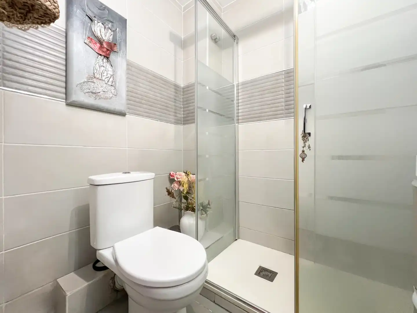Badezimmer von Einfamilien-Reihenhaus zum Verkauf in Mollet del Vallès mit Klimaanlage, Heizung und Privatgarten