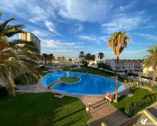 Piscina de Apartament de lloguer en El Puig de Santa Maria amb Aire condicionat, Terrassa i Balcó