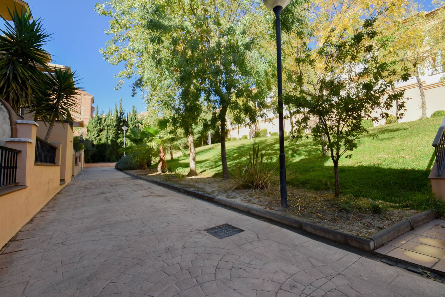 Exterior view of Flat for sale in Las Gabias  with Air Conditioner, Heating and Terrace