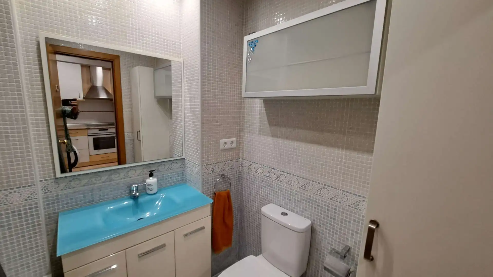 Baño de Piso de alquiler en Zaragoza con Aire acondicionado, Calefacción y Trastero