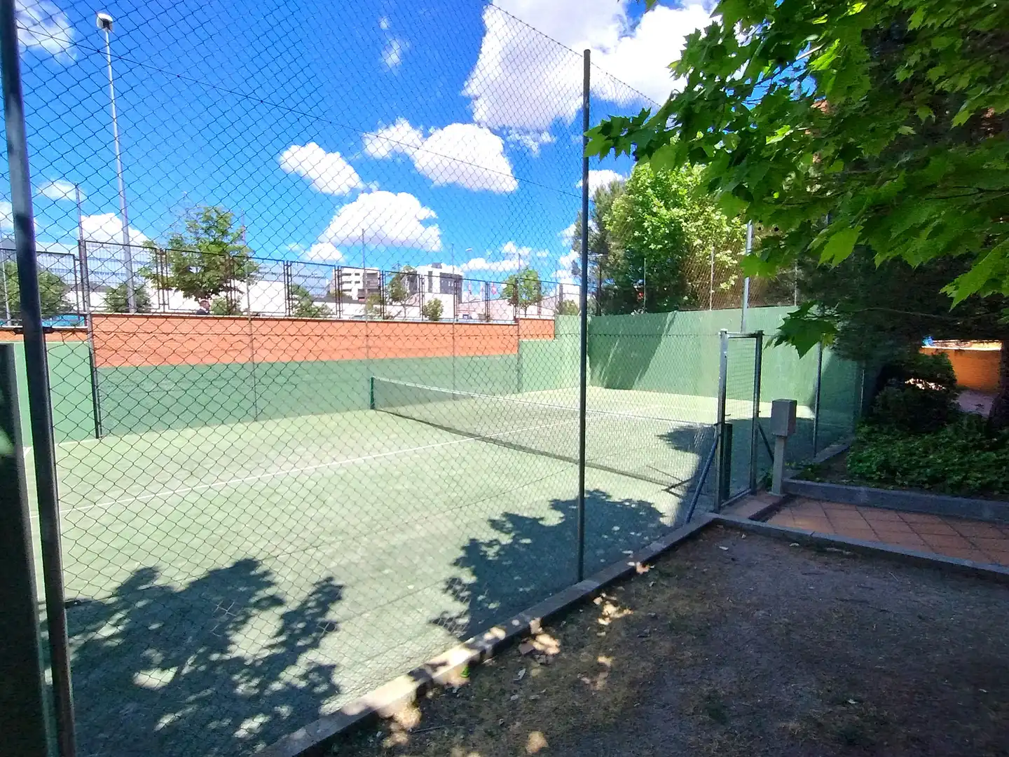Außenansicht von Dachboden zum Verkauf in Madrid mit Terrasse, Abstellraum und Gemeinschaftspool