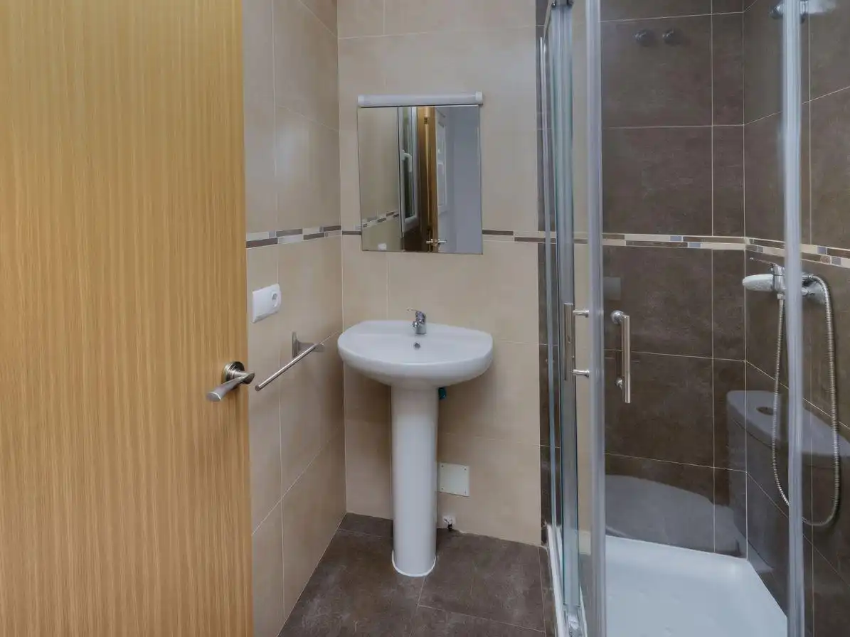 Baño de Piso en venta en Alicante / Alacant con Terraza