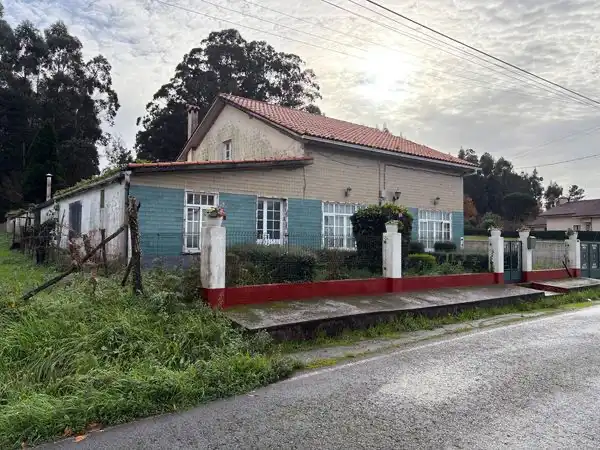 Außenansicht von Haus oder Chalet zum Verkauf in Narón mit Heizung, Privatgarten und Abstellraum