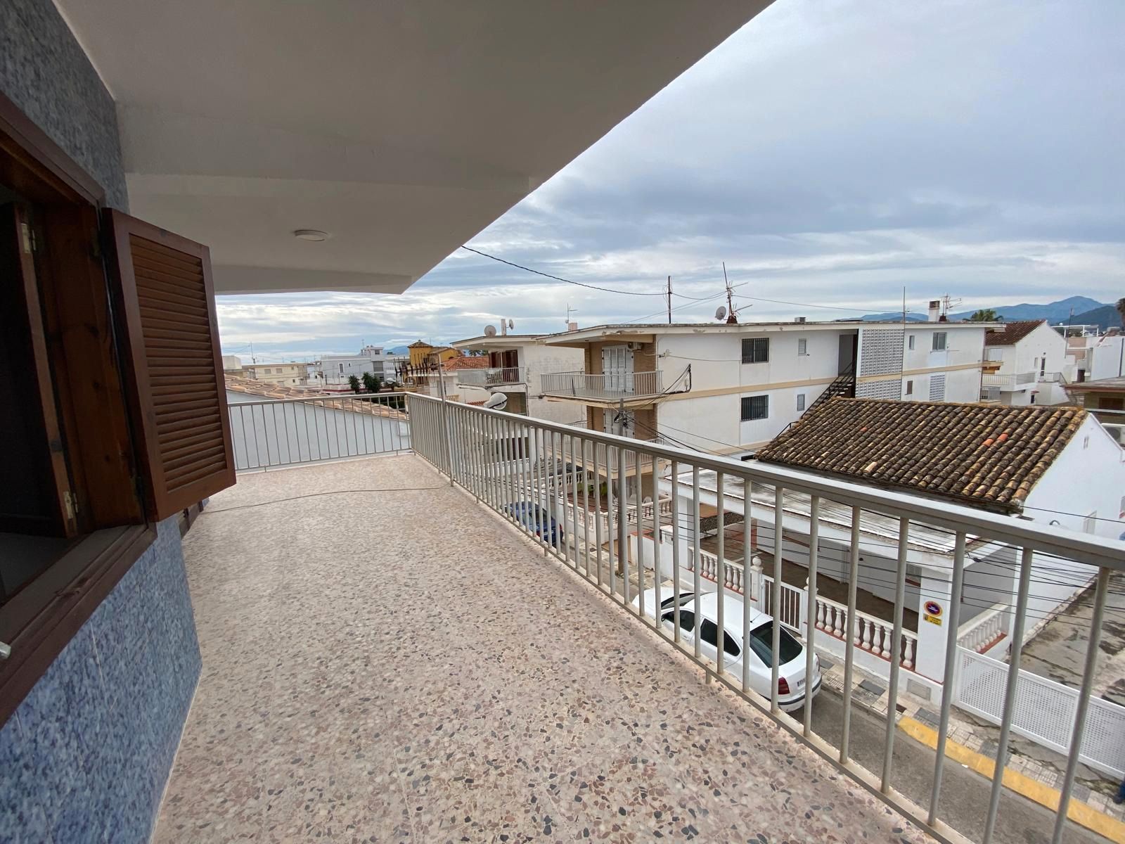 Vista exterior de Apartament en venda en Oliva amb Traster, Moblat i Forn
