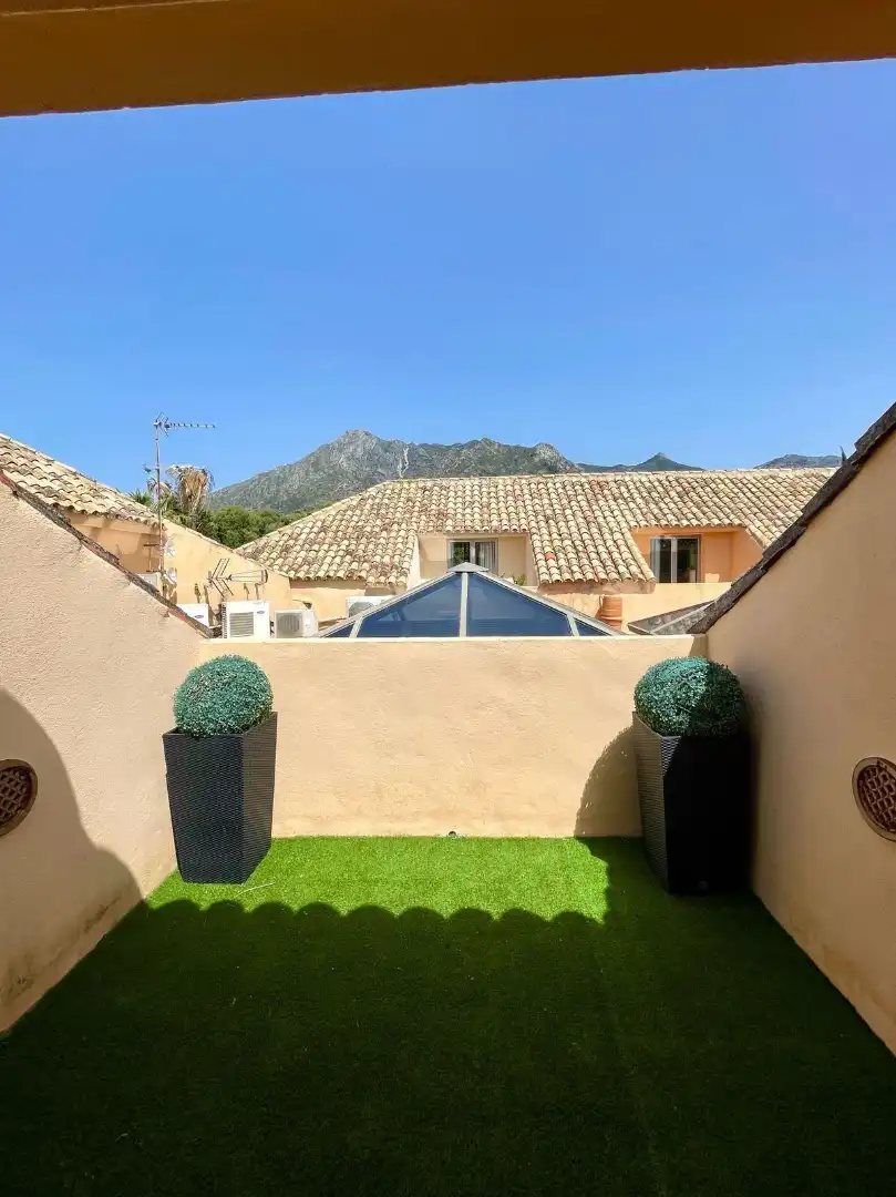 Exterior view of Office for sale in Marbella  with Air Conditioner and Furnished