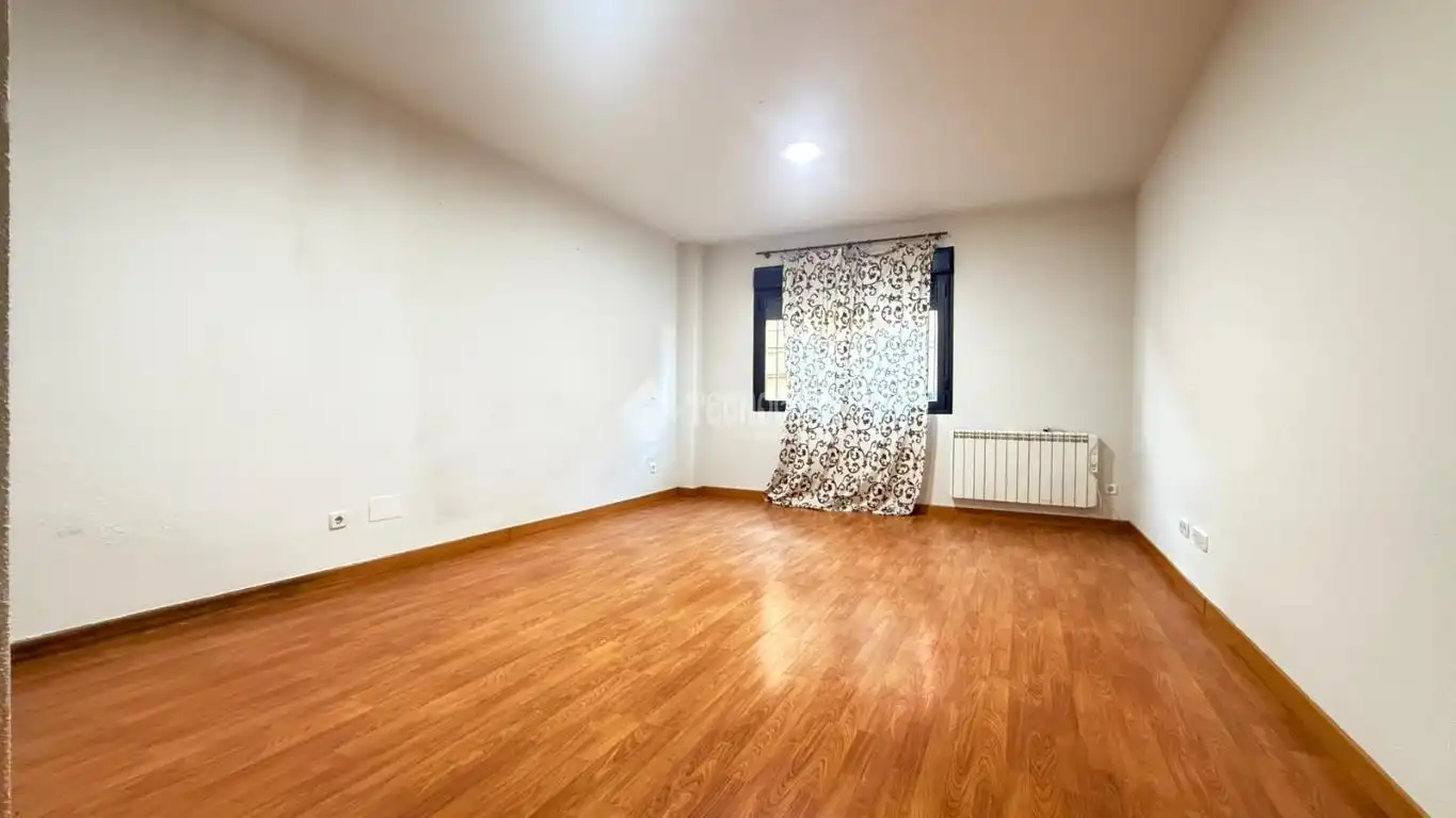 Habitación de Piso en venta en Fuensalida con Calefacción y Parquet