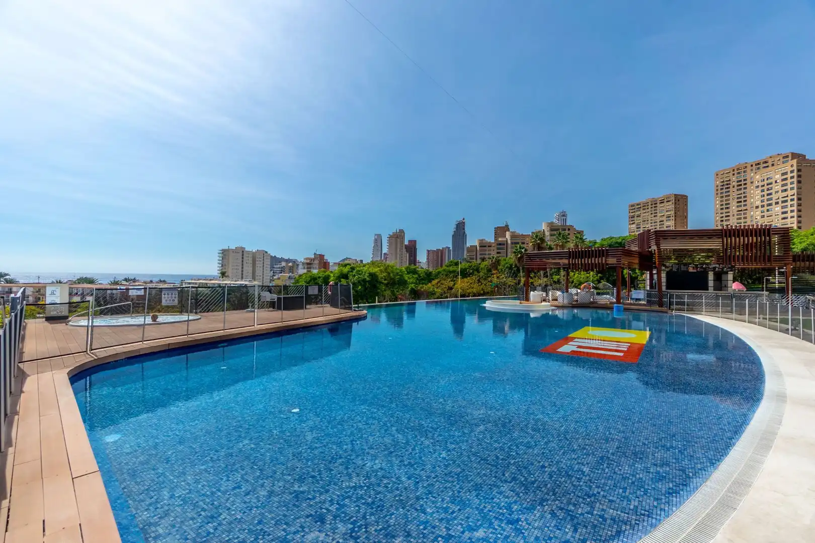 Apartamento con piscina en venta en Playa de Poniente, imagen 28