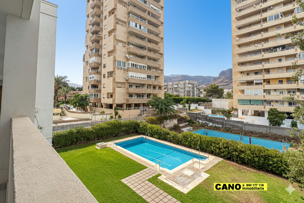 Exterior view of Flat for sale in Roquetas de Mar  with Terrace and Swimming Pool