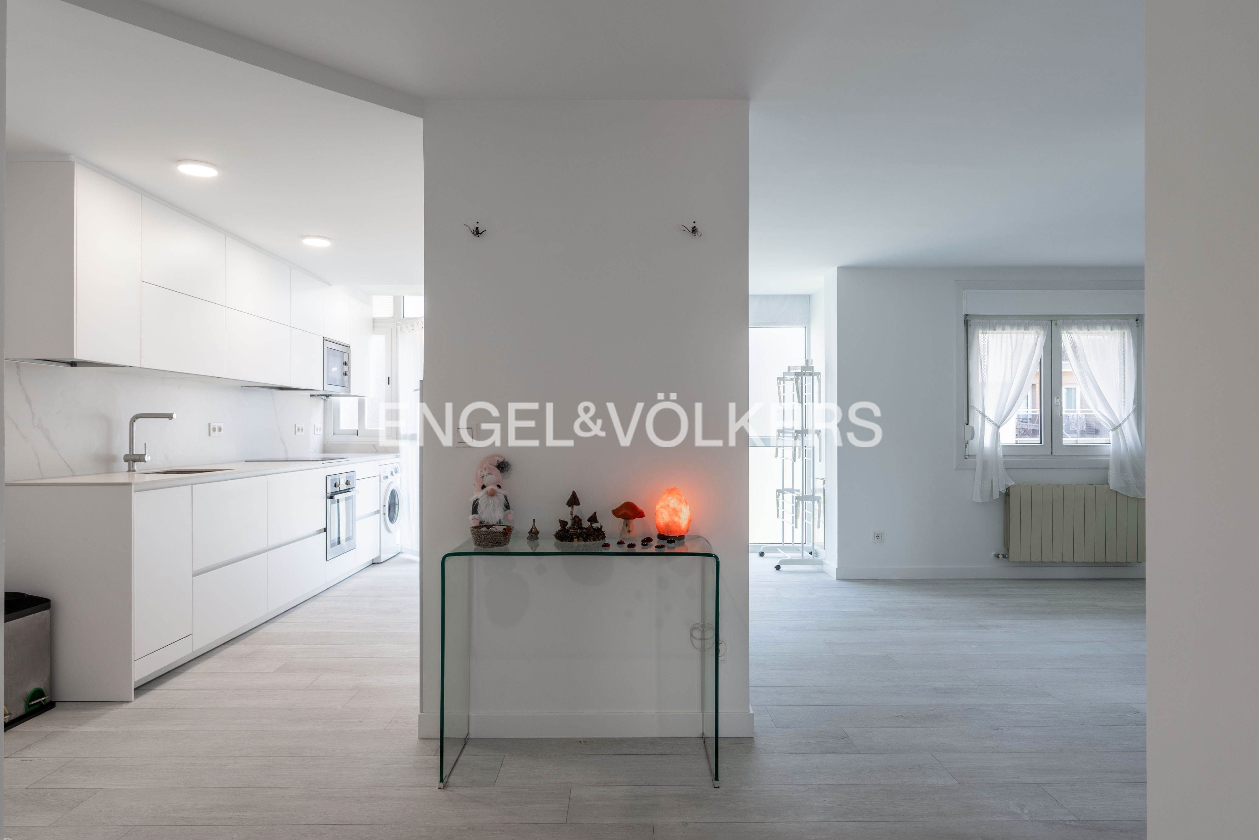 Cuina de Apartament en venda en Donostia - San Sebastián  amb Calefacció