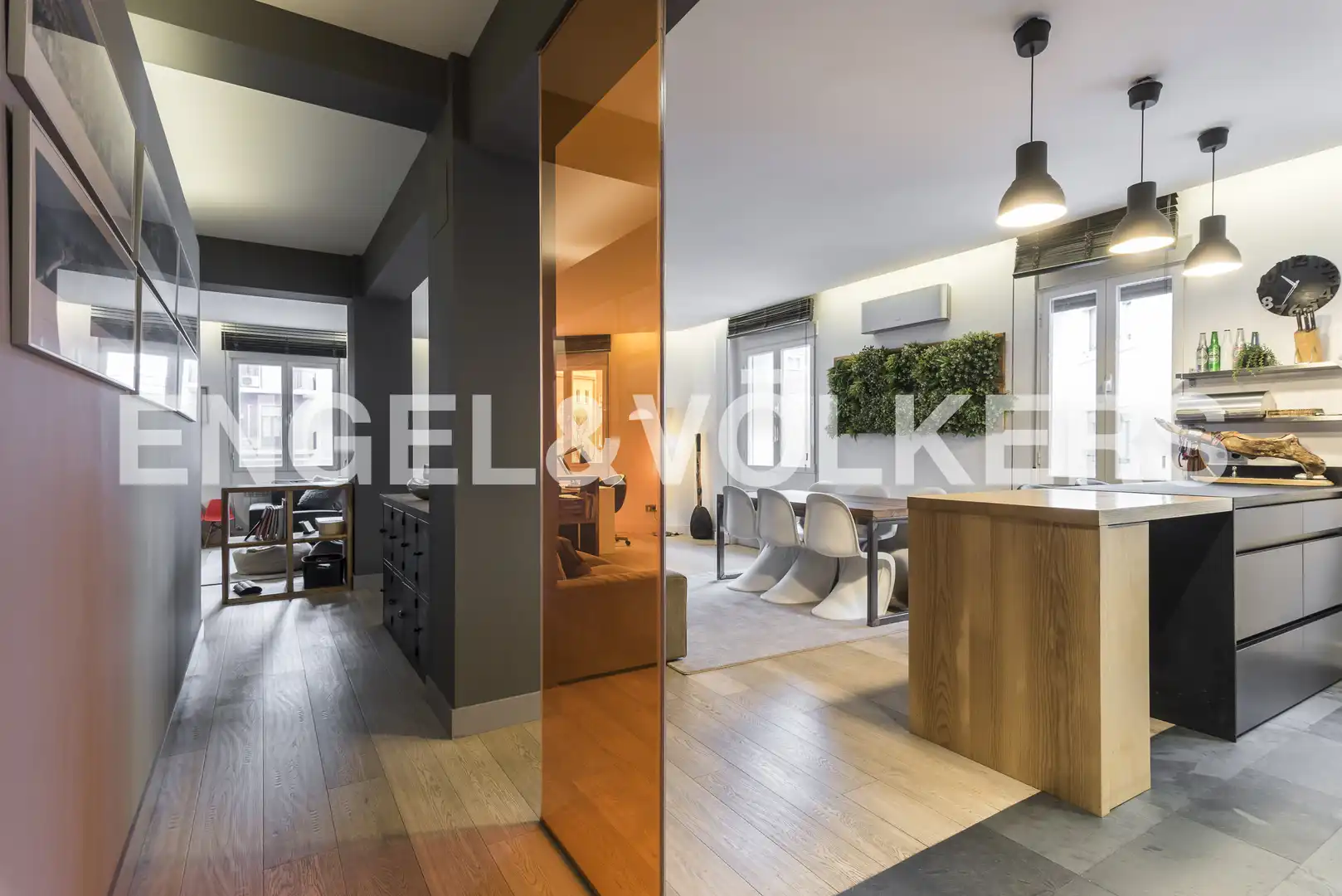 Flat for sale in Madrid  with Air Conditioner, Heating and Parquet flooring