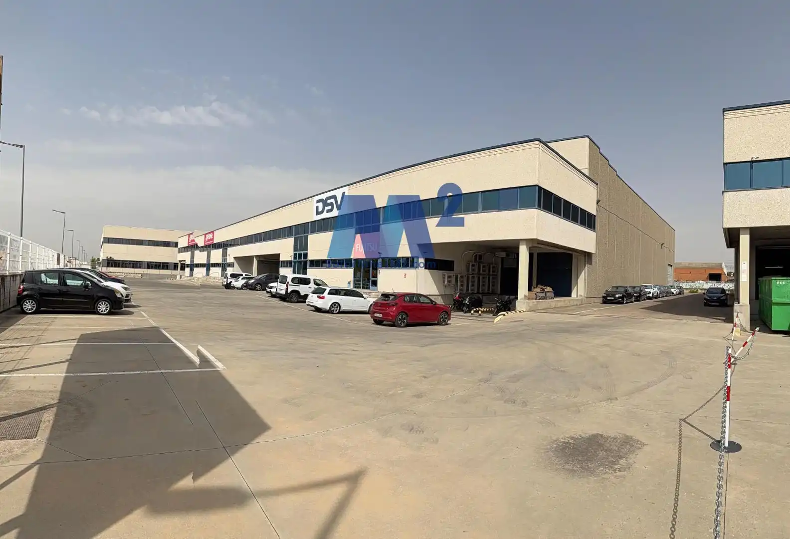 Nau industrial de lloguer a Sistema Solar