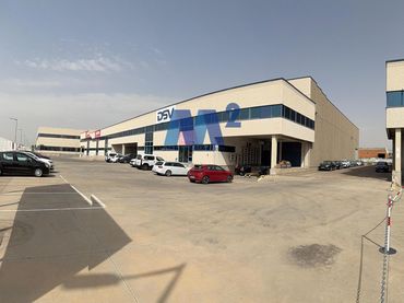 Nau industrial de lloguer a Sistema Solar