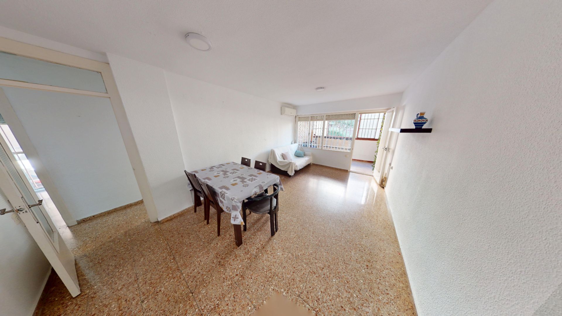 Living room of Flat for sale in Alicante / Alacant  with Air Conditioner, Terrace and Oven