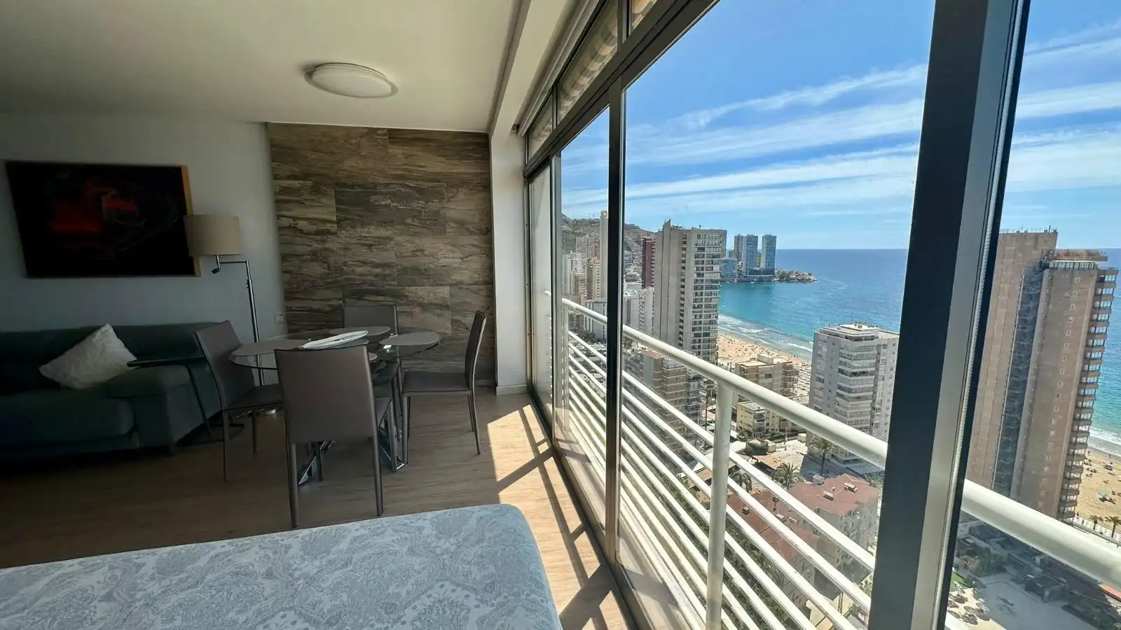 Terraza de Loft en venta en Benidorm con Aire acondicionado, Jardín privado y Amueblado